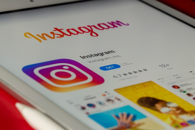 how to know if someone hide their story from you on instagram