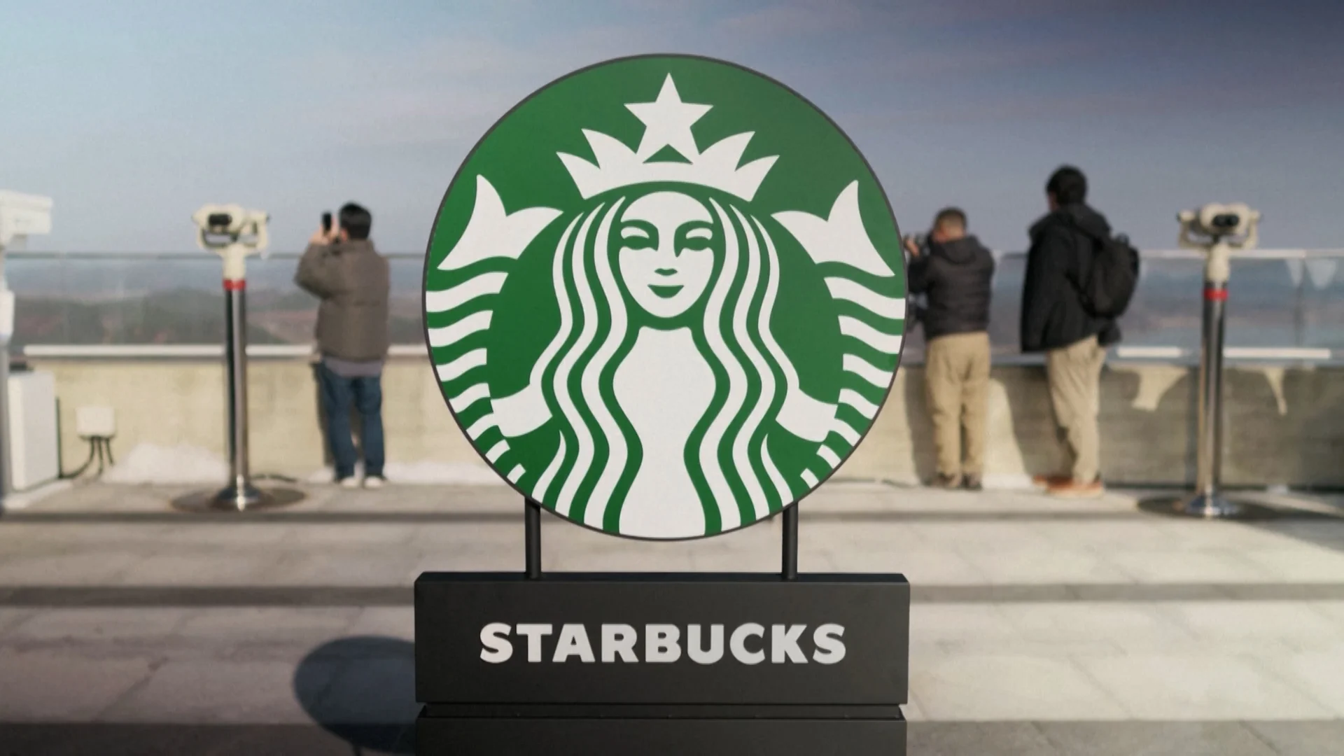 Starbucks Lawsuit $50 Million Settlement:  for Man Burned by Tea Spill